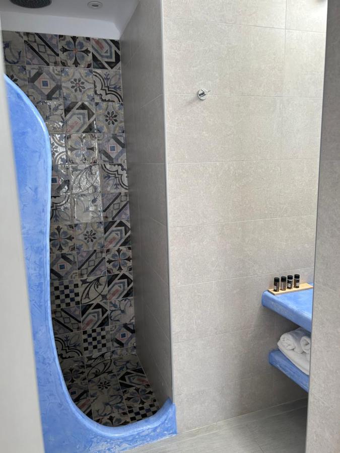 فندق أفروديت فِروستيفاني المظهر الخارجي الصورة
